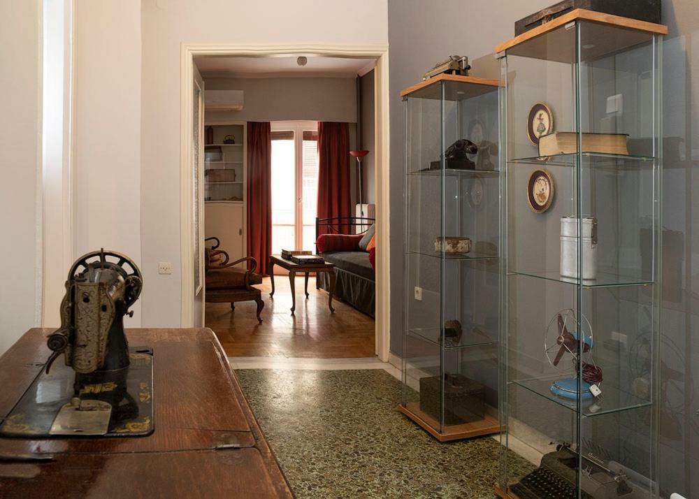 Vintage Apartment Next To Acropolis Museum Athènes Extérieur photo